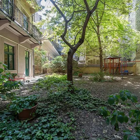 Apartment D45 - Basilica Retreat - Location By Bqa Budapest